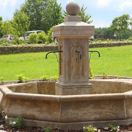 Kur-& Borstel - Treff 4*