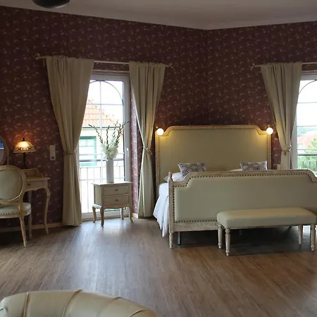 Kur-& Landhotel Borstel - Treff 4*