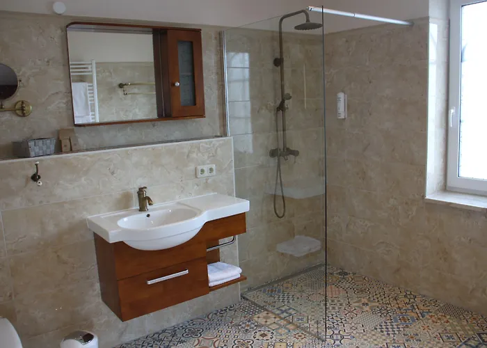 Kur-& Borstel - Treff Hotel